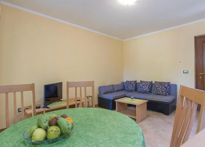 3 Bedroom Cozy In * Porec