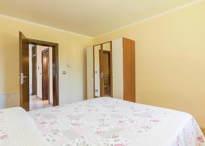 아파트 3 Bedroom Cozy In